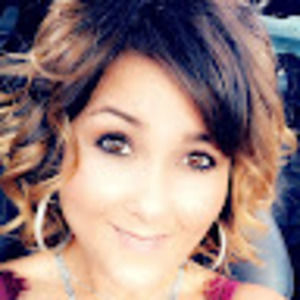 Meet your Posher, Stacie